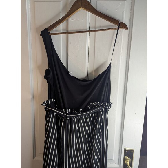 Venus Paperbag Striped Jumpsuit Womens Sz 2X Asymmetrical Neckline Glam Party - Picture 3 of 10